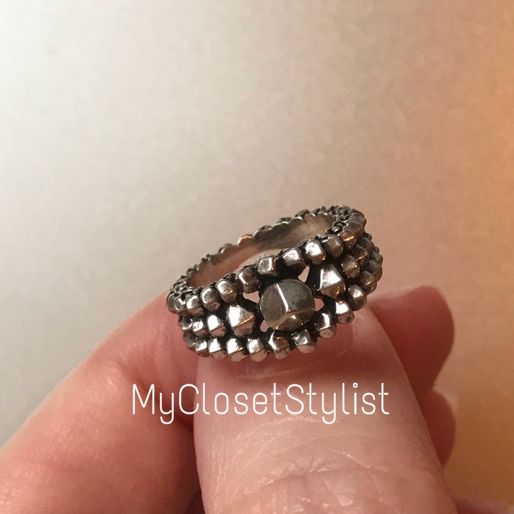 House of Harlow Studded MIDI Silver Rocker Ring! 3 - Picture 5 of 9